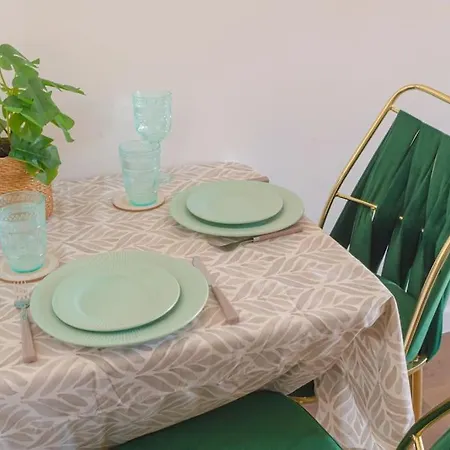 The Greenhouse Apartment